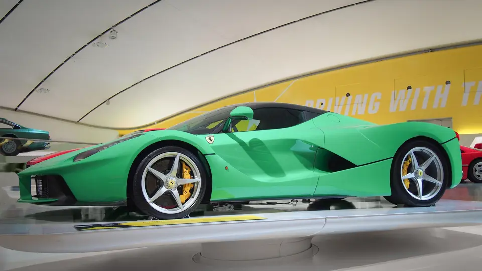 While in the ownership of Jamiroquai musician Jay Kay, the LaFerrari formed part of the Ferrari Museum’s “Driving With the Stars” exhibition.
