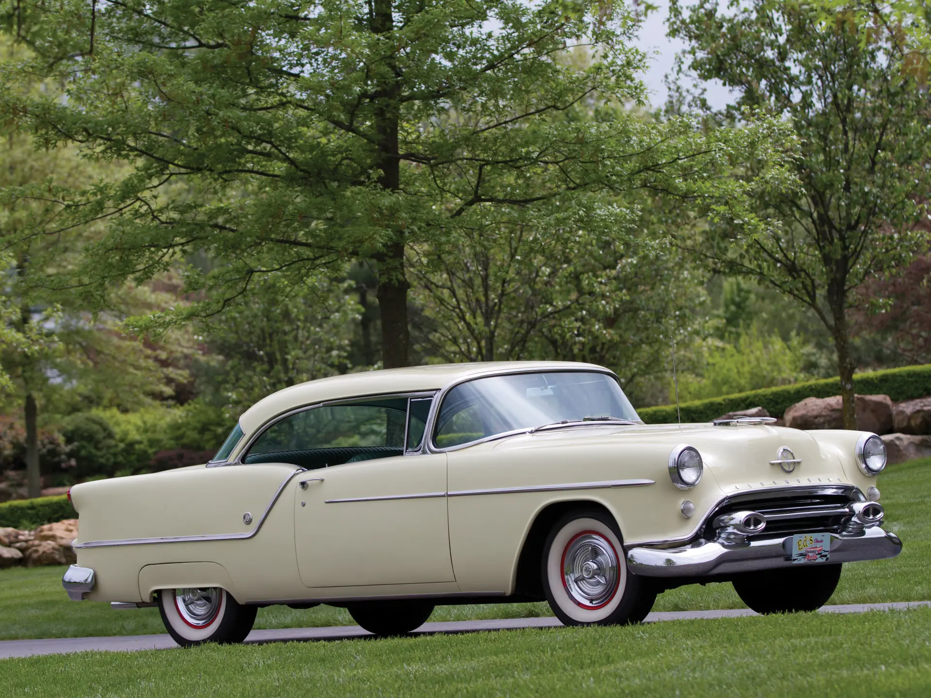 1954 Oldsmobile Super 88 Holiday | Auburn Fall 2013 | RM Sotheby's