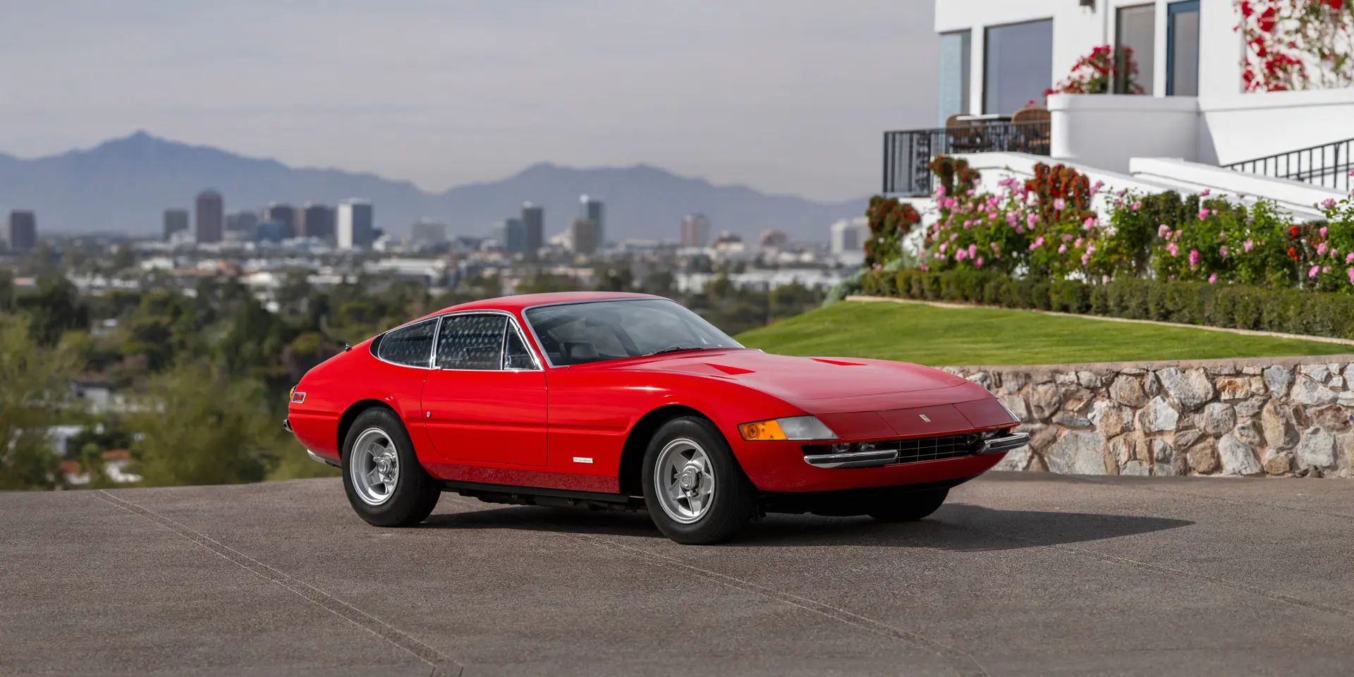 1970 Ferrari 365 GTB/4 Daytona Berlinetta by Scaglietti | Sealed