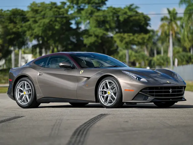 フェラーリ　プリザーブドフラワー Ferrari 619bU9xlCsL._UF350,350_QL50_.jpg