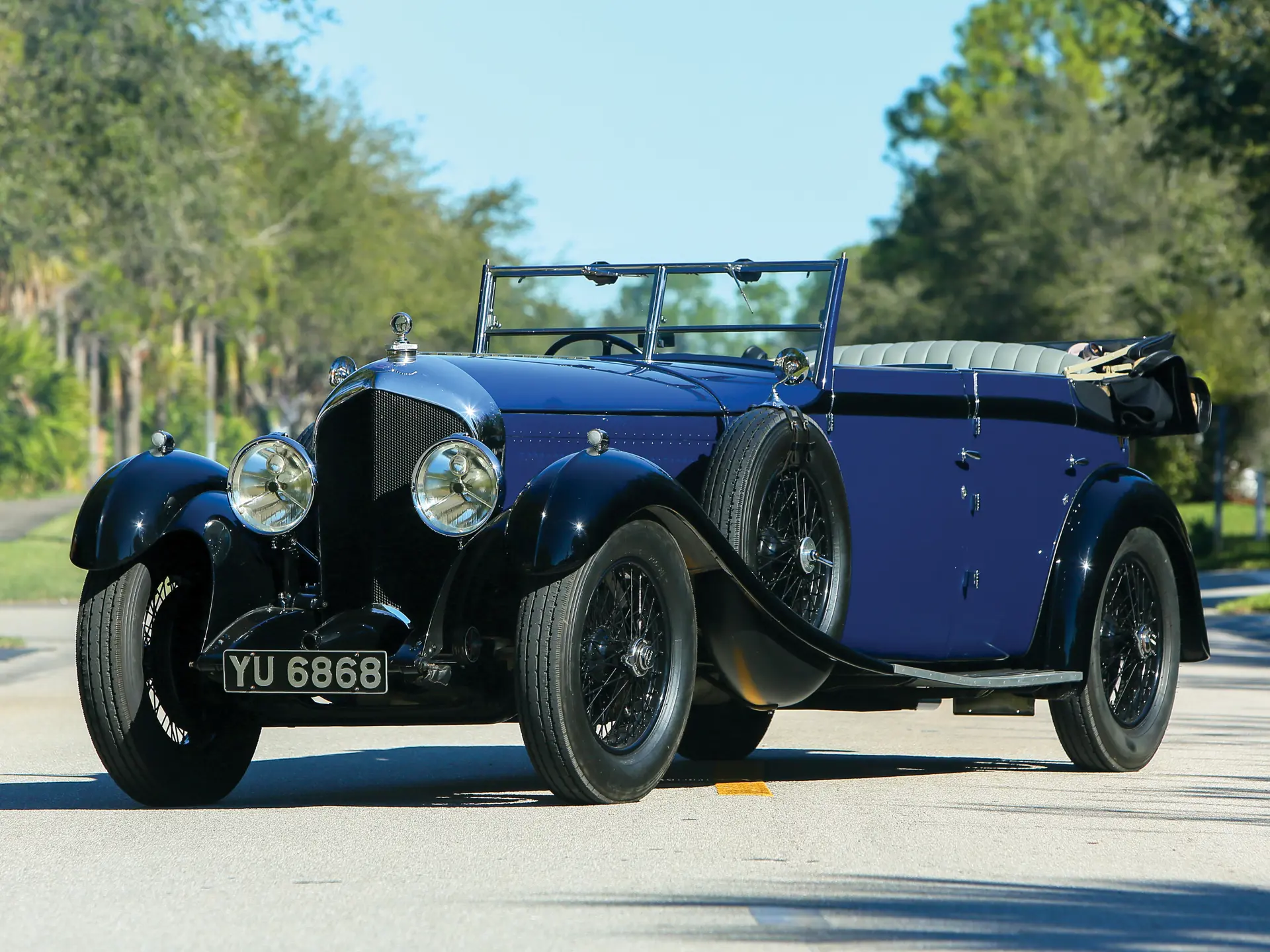 1927 Bentley 6½-Litre All-Weather Tourer by T.H. Gill & Son