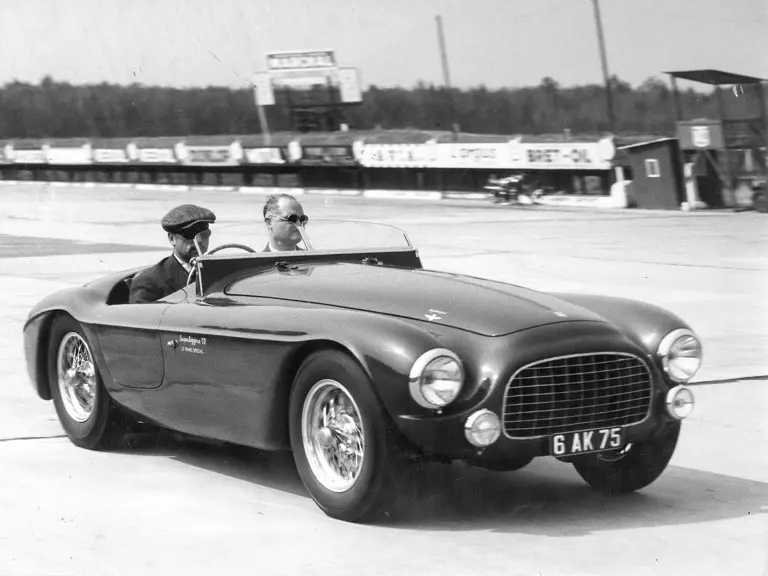 Chassis 0116/A at Montlhéry in 1952.