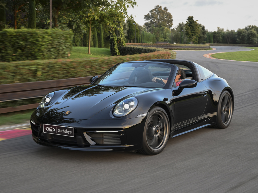 2023 Porsche 911 Targa 4 GTS Edi...