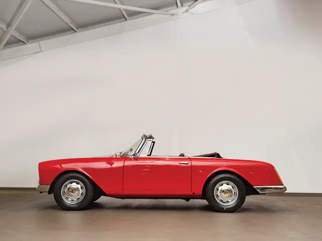 その他 MEGASPACEMOLLY400% Carfield FaceA 1961 Facel Vega F2 Facellia Cabriolet | The Sáragga