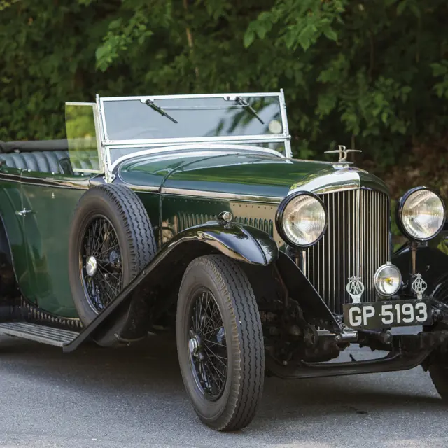 Bentley 4.25 L Vanden Plas Tourer vert 1938 1/18 Cult Models