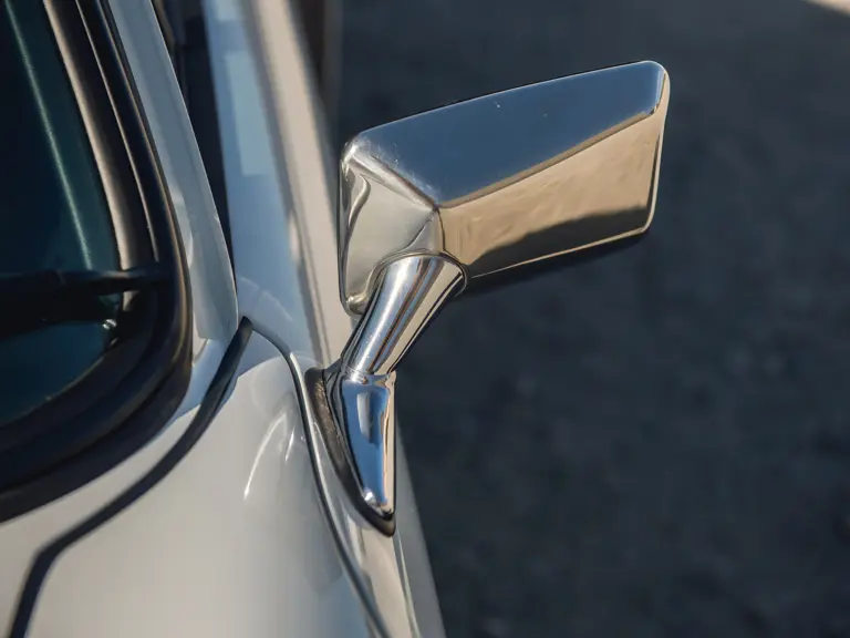 1975 Porsche 911 390 Turbo

Photo: James Lipman