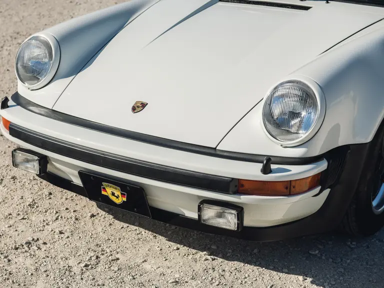 1975 Porsche 911 390 Turbo

Photo: James Lipman