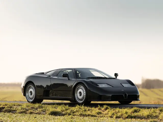 ブガッティ EB110 GT (ダークレッドメタリック) チェイスカー bugatti-eb110-gt-dark-red-