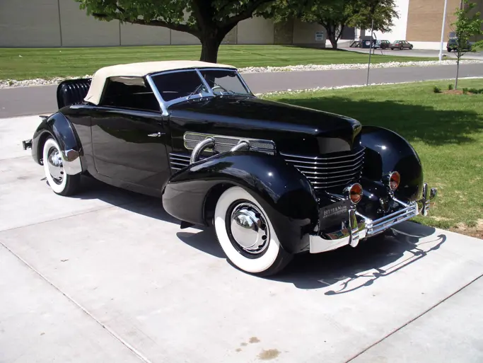 Cord 812 Supercharged Cabriolet