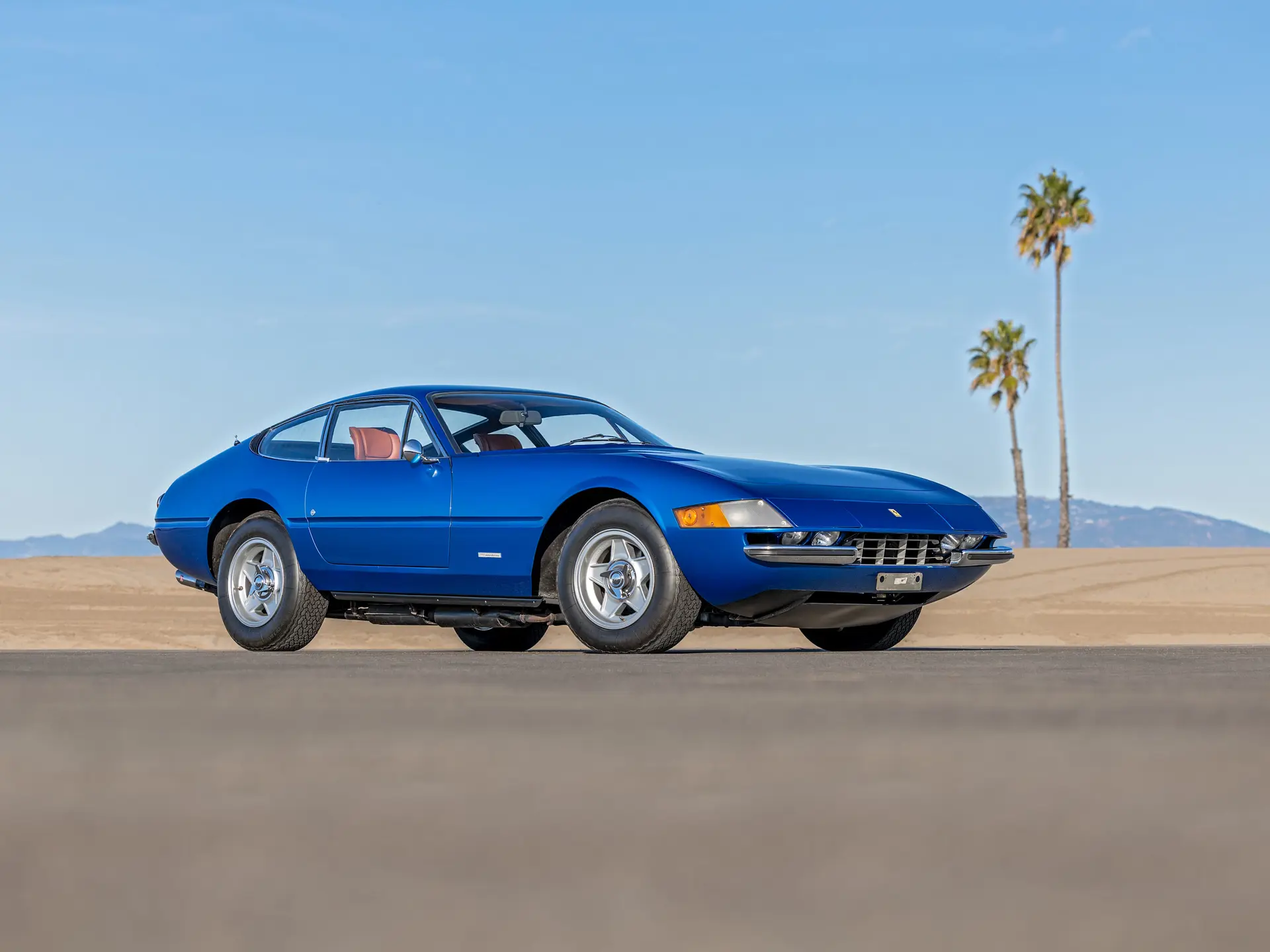 BBRモデル  FERRARI 365 GTB4 Daytona BBR 1/43 Ferrari 365 GTB4 24 Hours Daytona 1972 Red No. 22
