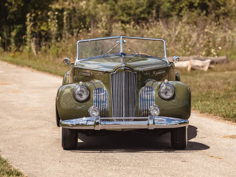 1941 Packard Darrin | RM Sotheby's | Photo: Teddy Pieper - @vconceptsllc
