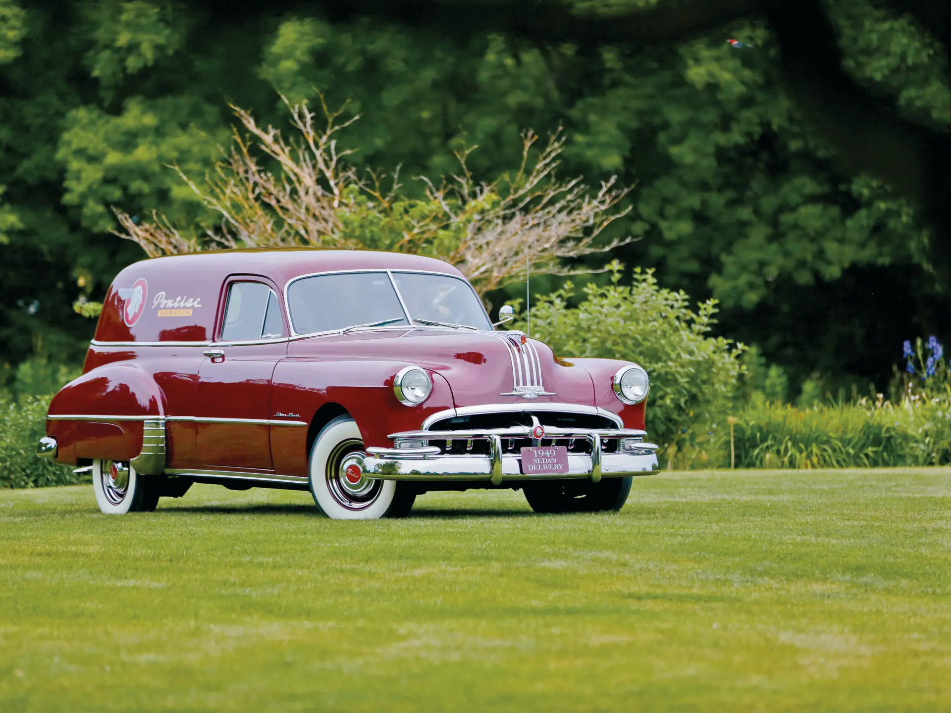A SAISIR miniature 1:43 Brooklin collection Pontiac Sedan Delivery MOBIL OIL 1953 miniasec - Collection