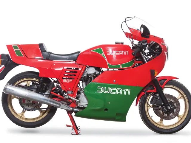 DUCATI 「900　Mike HailwooReplica」後期型　カタログ 1983 Ducati 900 Mike Hailwood Replica | Monaco 2012 | RM Sotheby's
