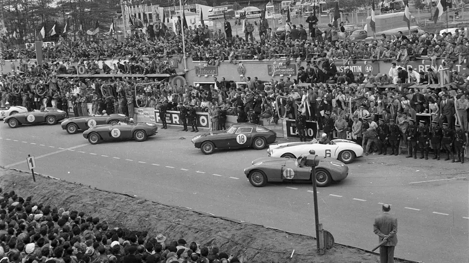 Chassis 110059, sporting its new body built for Jean Blanc, pulls away at the start of the 1954 24 Hours of Le Mans.