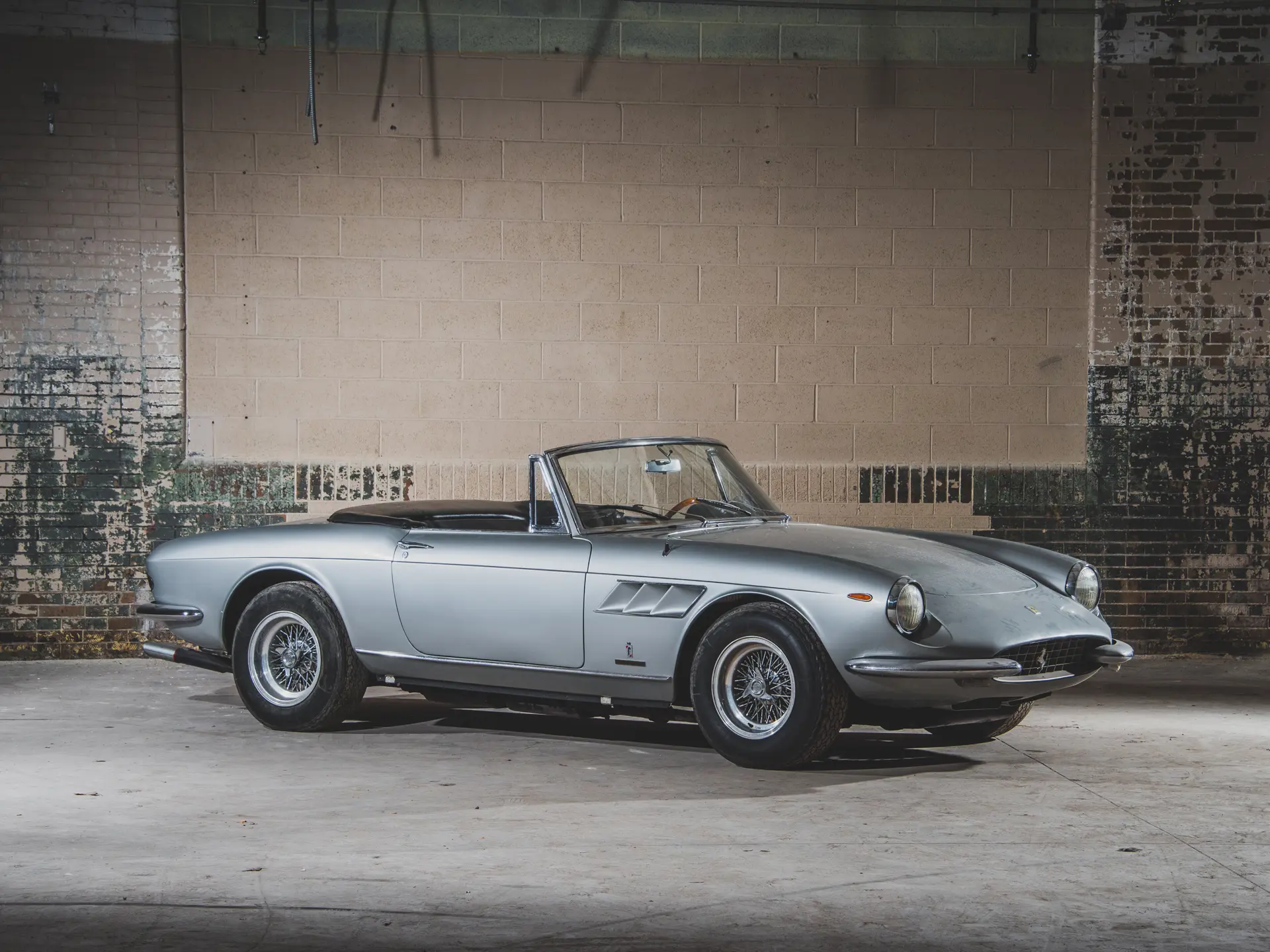 1967 Ferrari 330 GTS by Pininfarina | Monterey 2023 | RM