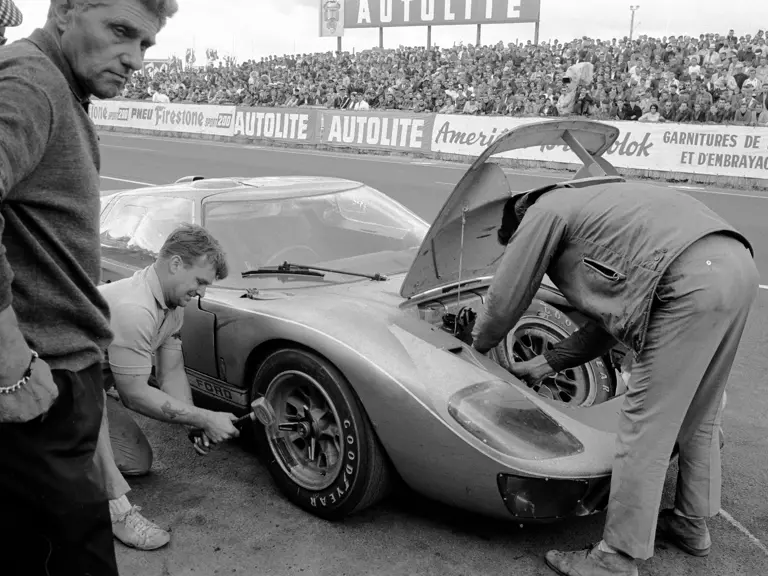 Ronnie Bucknum/Dick Hutcherson, 1966 Le Mans 24 Hours, 3rd Overall.