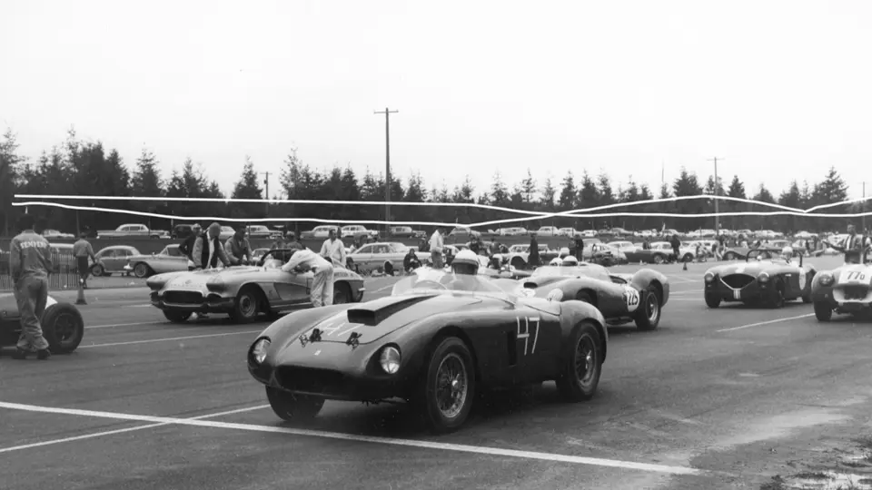 Chassis 0406 MD at Pacific Raceways, Conference race, 14 October 1962.