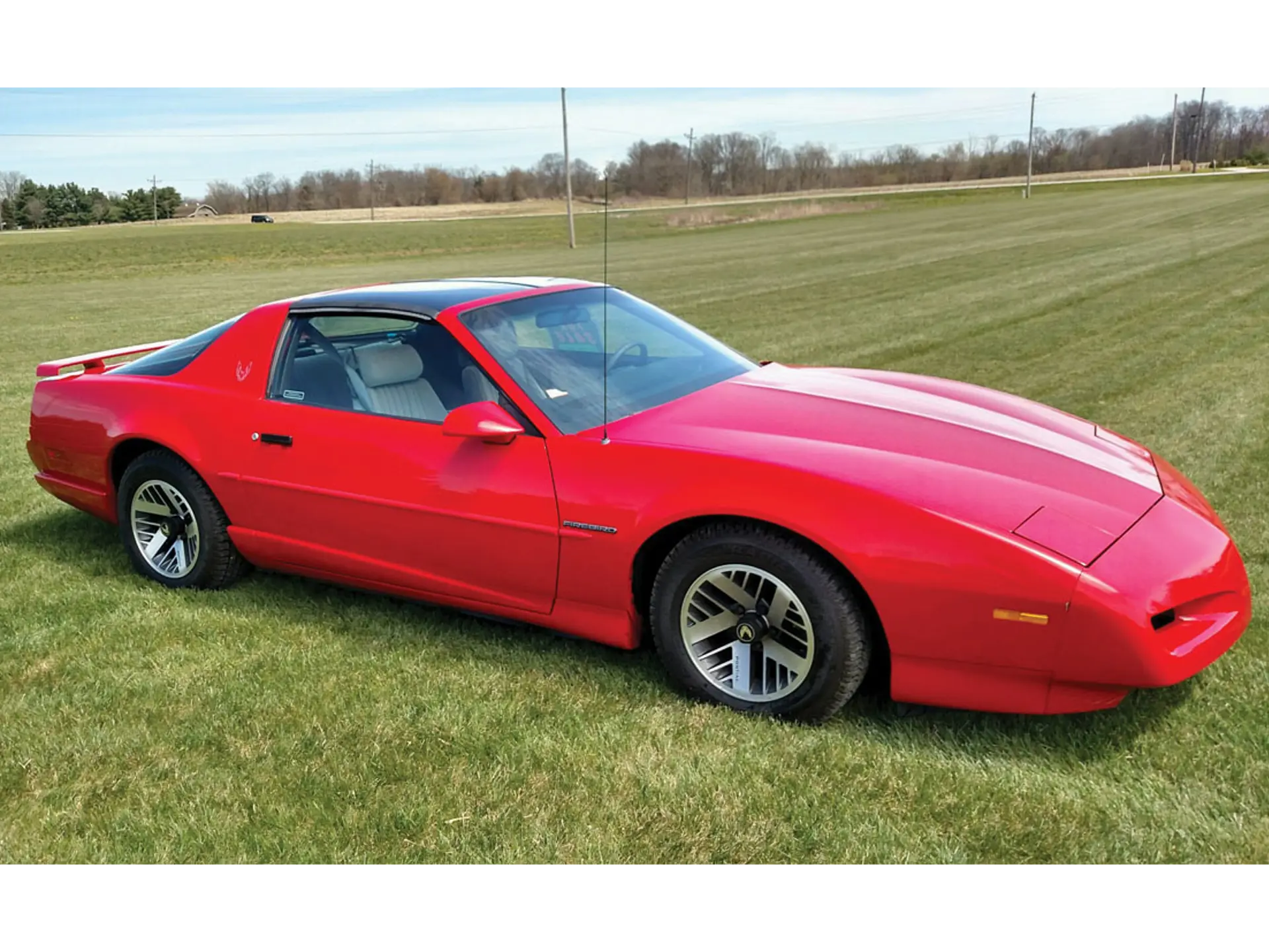 1991・1996 Pontiac Firebird Trans Am セット Auto World 1991 Pontiac Firebird T/A GTA and 1996 Pontiac