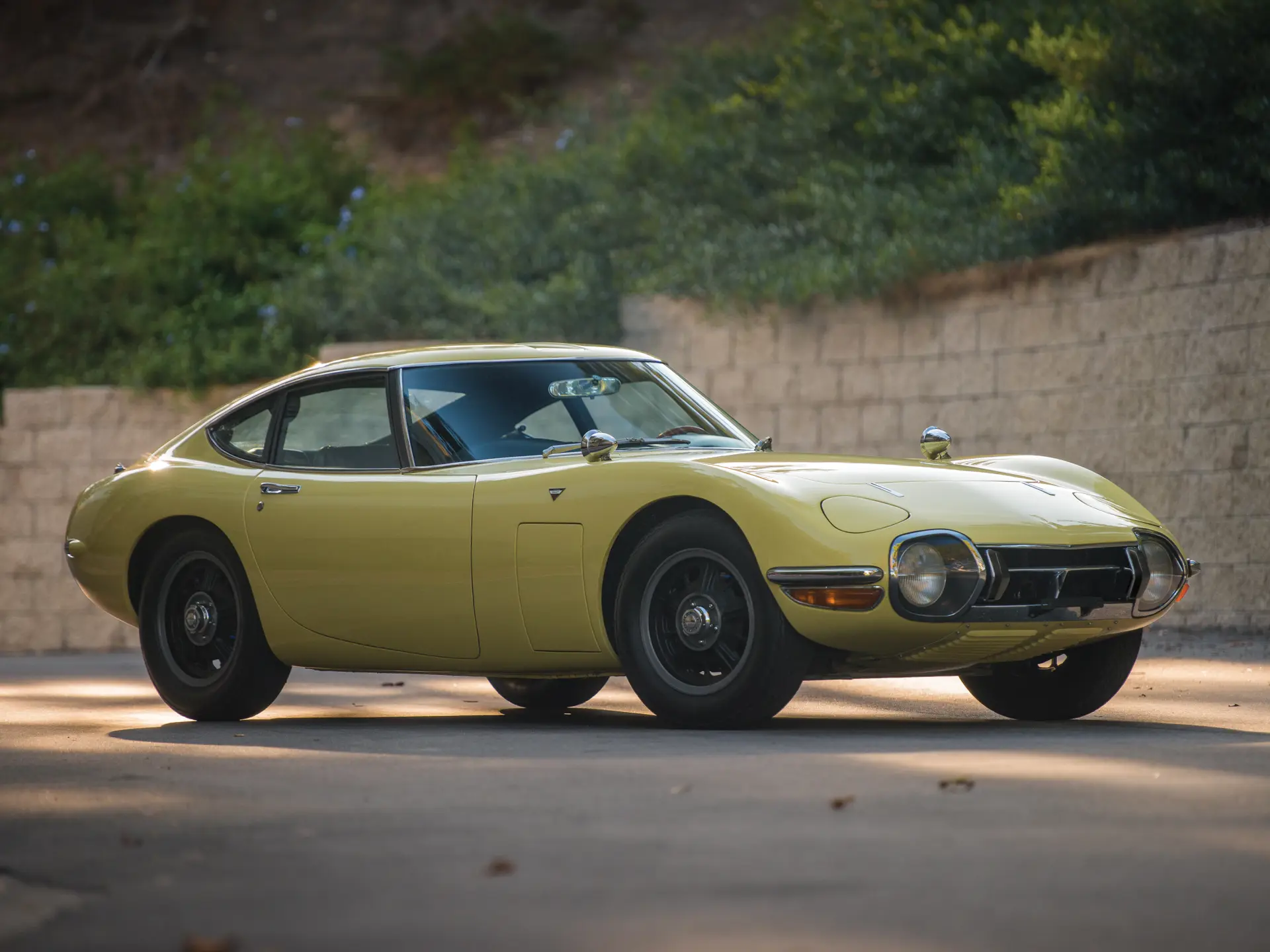 完売 2000GT Toyota 1967 | Sotheby's RM | 2018 Arizona ミニカー