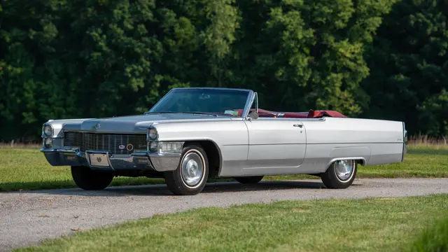 1965 Cadillac DeVille Convertible | Auburn Fall 2021 | RM Sotheby's