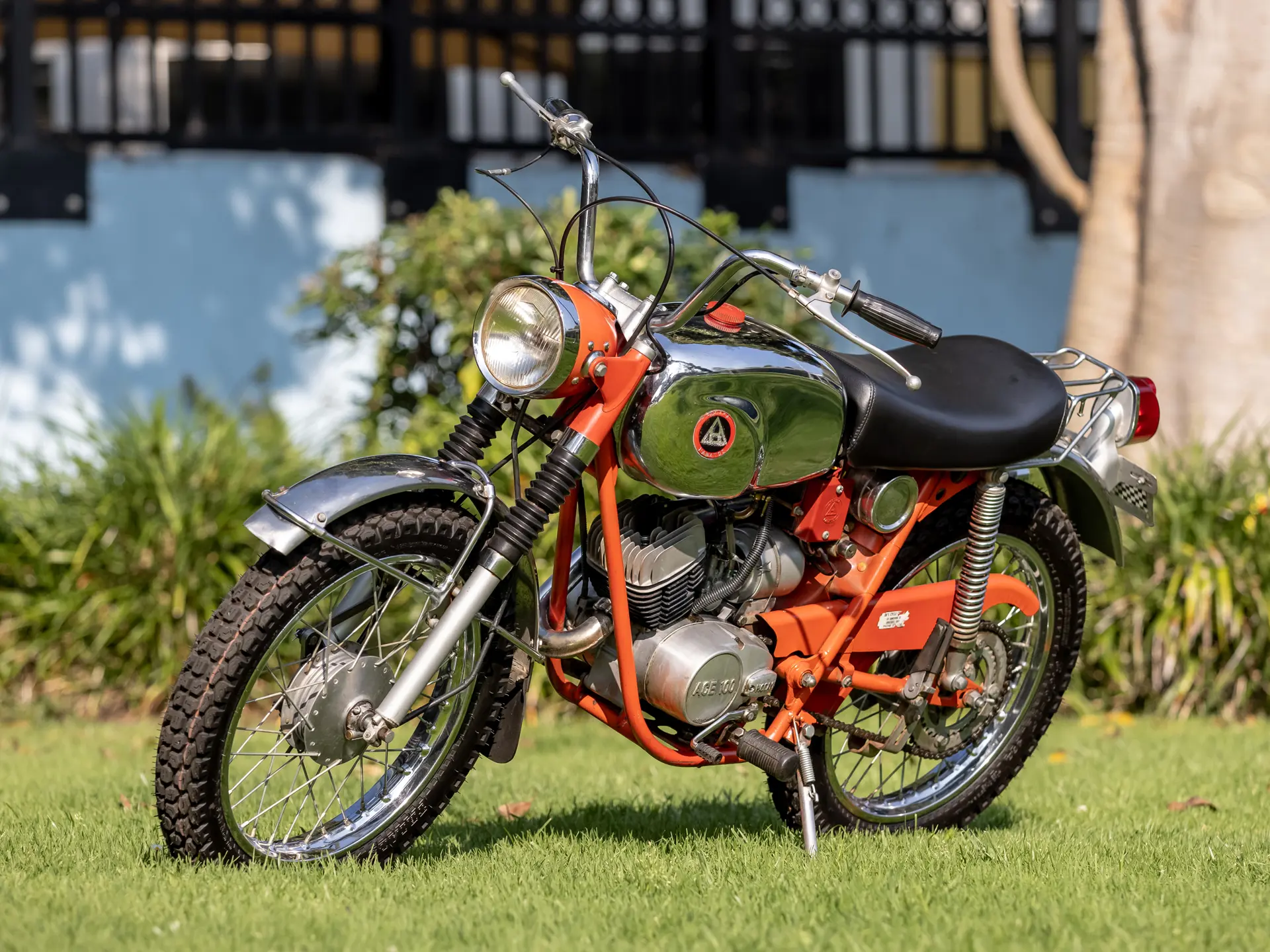 1968 Hodaka Ace 100 | Open Roads, October 2021 | RM Sotheby's
