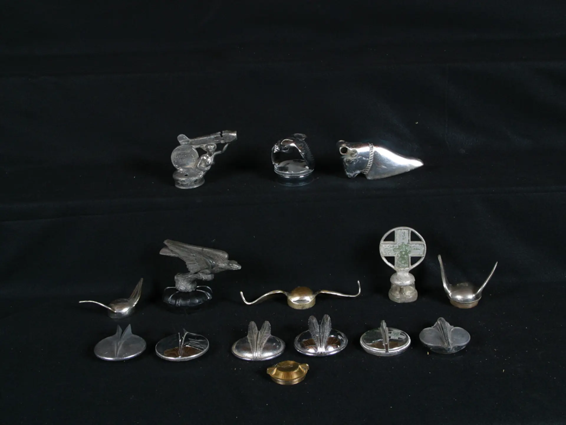 ASSORTED RADIATOR CAPS | Private Collection of Tom & Marlene Stackhouse ...