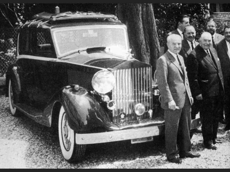 Henri Chapron, Joseph Figoni & Marcel Pourtout in the first row.