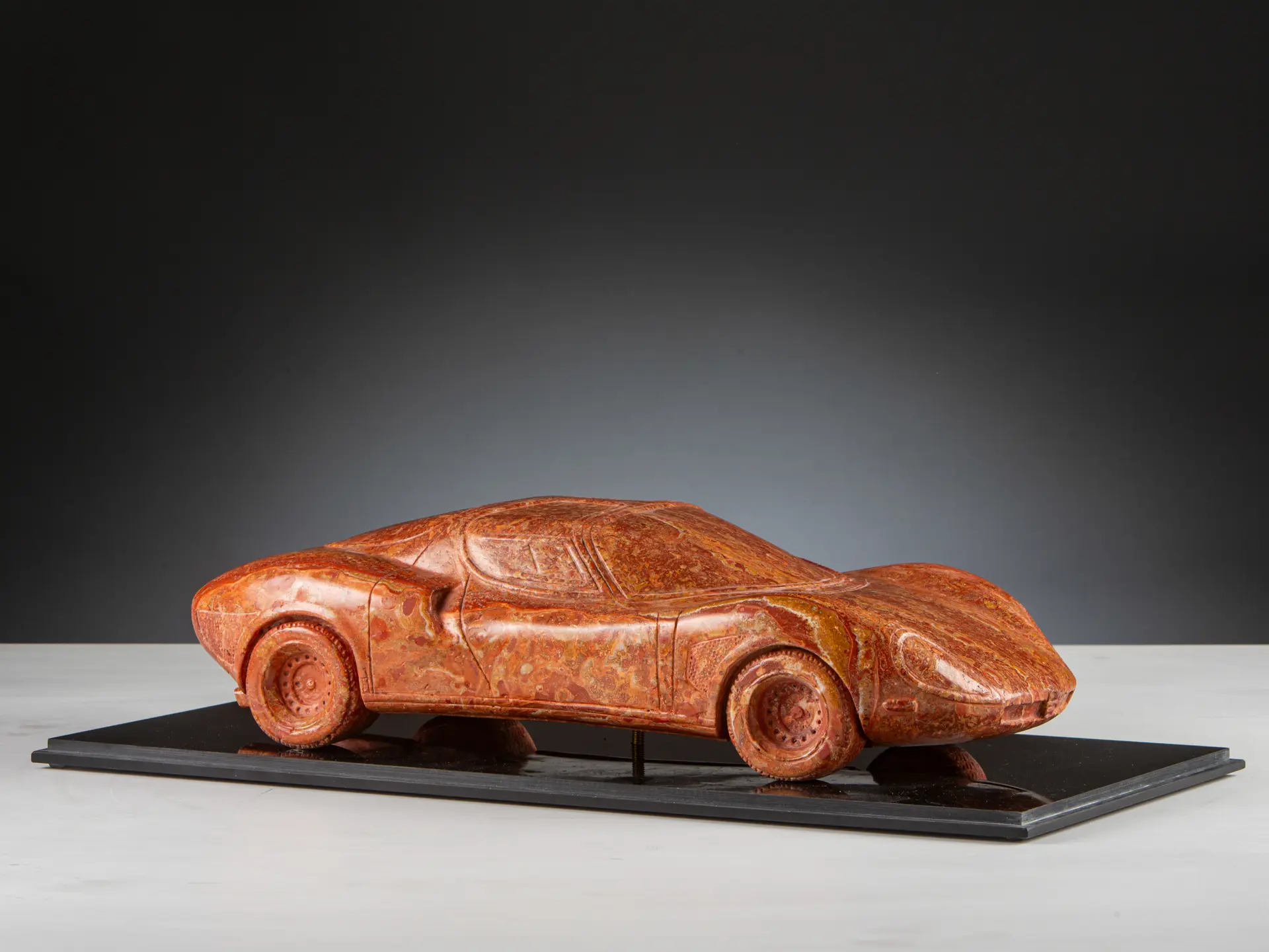 1967 Alfa Romeo Tipo 33 Stradale Scale 1:10 Marble Scale