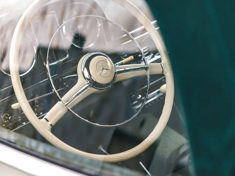 1960 Mercedes Benz 300SL | Photo: Ted Pieper - @vconceptsllc