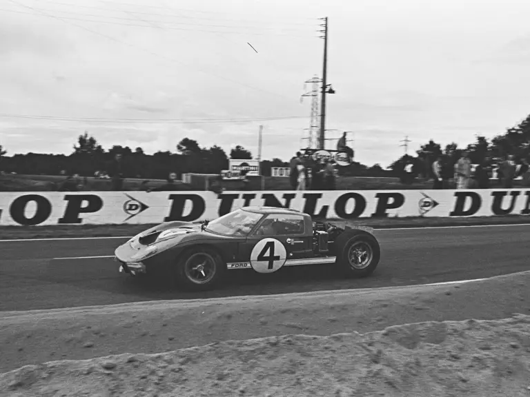 Holman-Moody’s #4 car (P/1032) continues to cover laps even after losing its rear clam shell at the 1966 24 Hours of Le Mans.