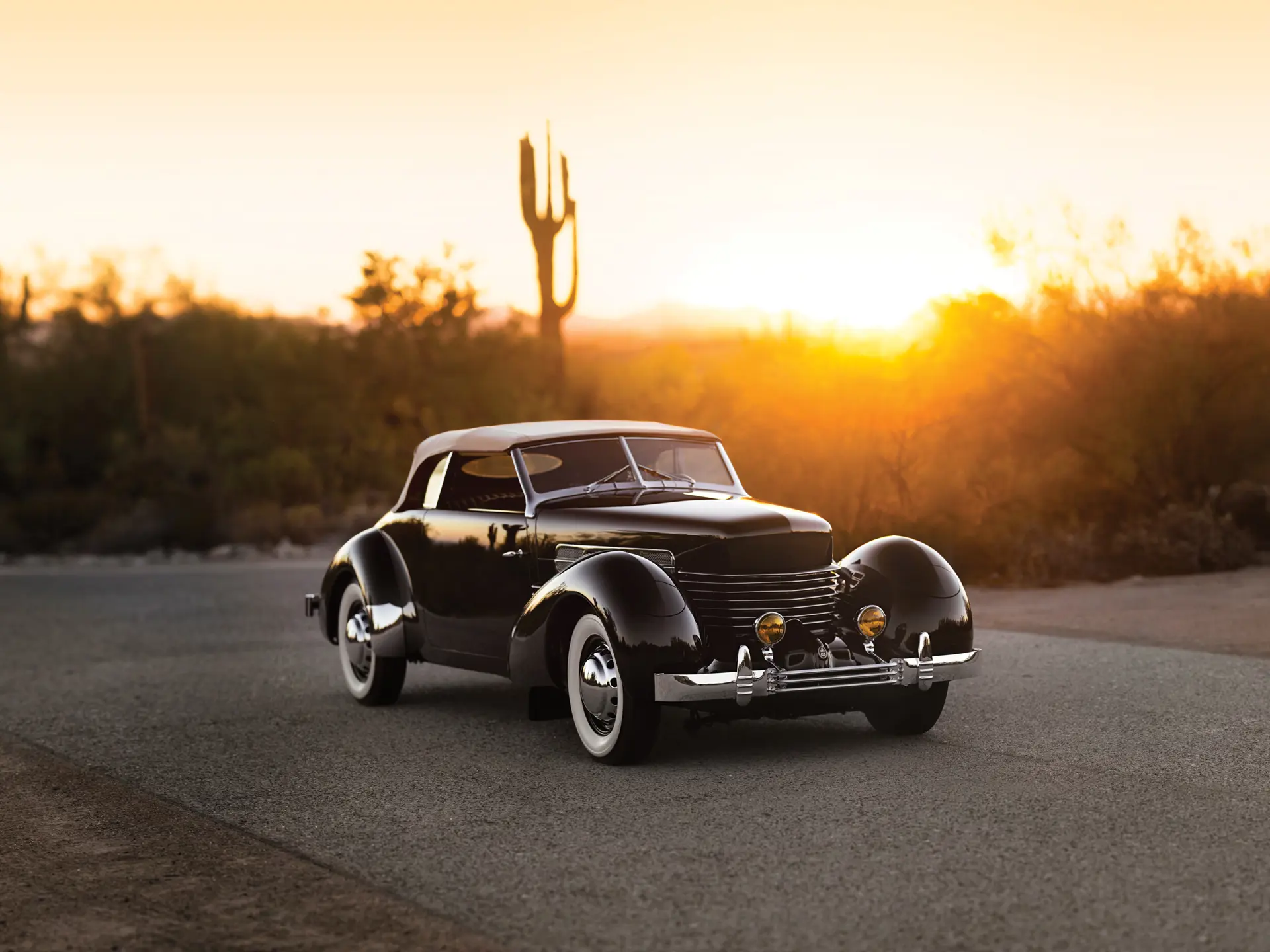 1937 Cord 812 Supercharged Phaeton | Arizona 2017 | RM Sotheby's