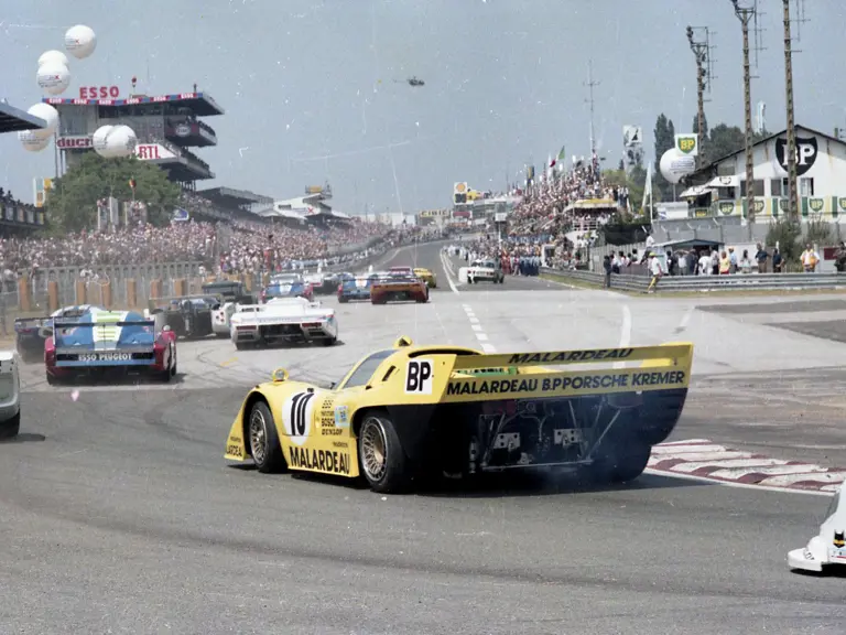 Chassis 917-K81 wears striking Mallardeau livery as it approaches the main straight at the 1981 24 Hours of Le Mans.