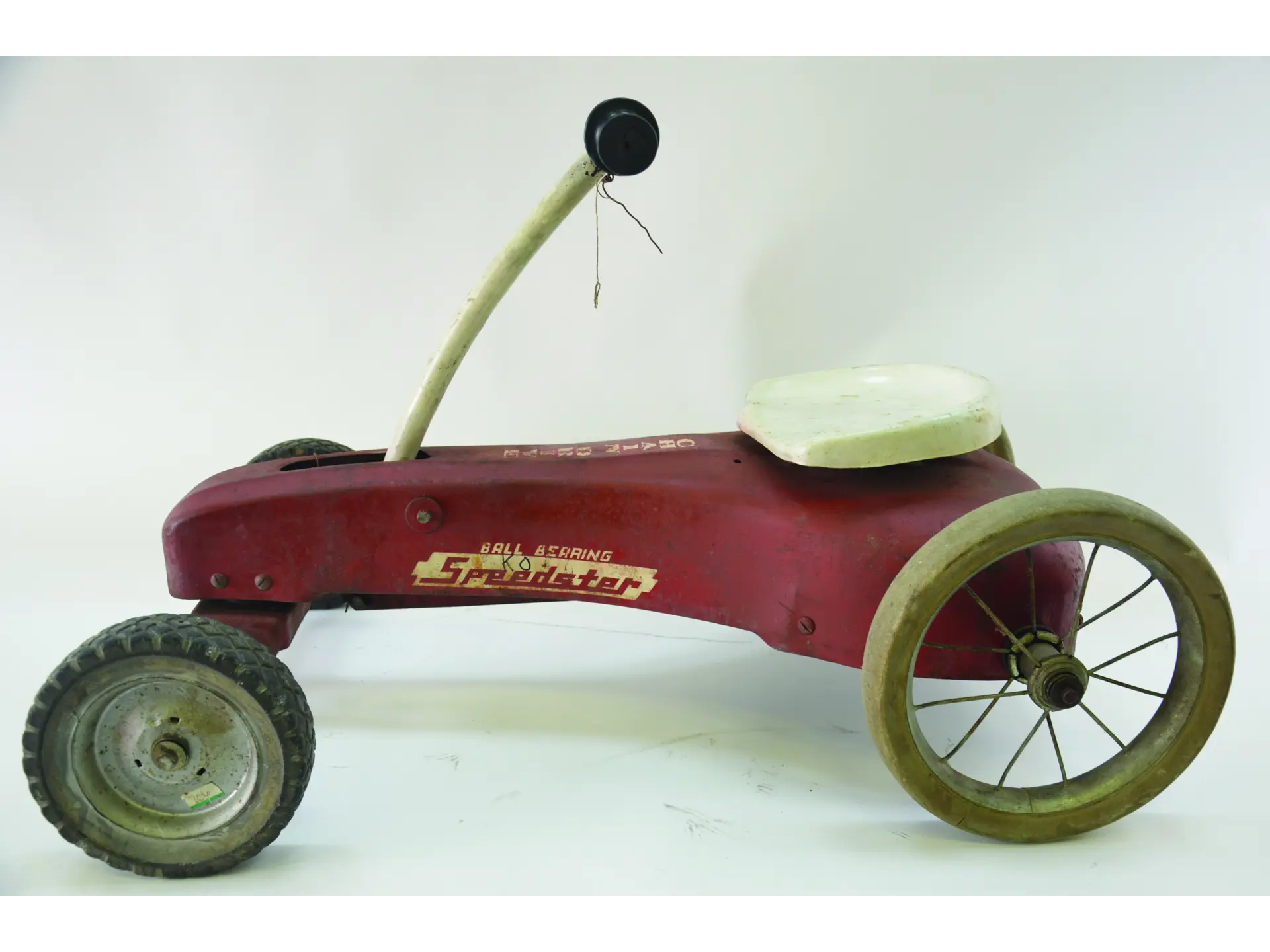 A vintage speedster row-style kiddie ride | Auburn Fall 2016 | RM Sotheby's