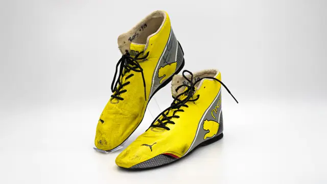 スポーツ選手 Nico Rosberg 2017 Mercedes Used Shoes Nico Rosberg 2017 Mercedes Used Shoes - メルカリ