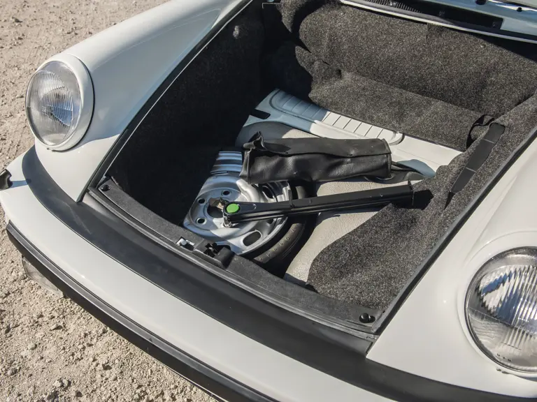 1975 Porsche 911 390 Turbo

Photo: James Lipman
