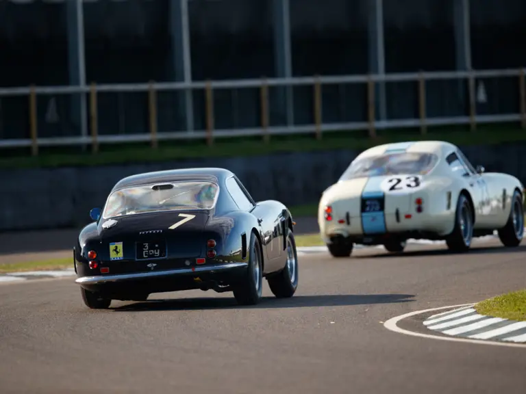 Chassis no. 2237 GT racing during the Kinrara Trophy at the 2018 Goodwood Revival.