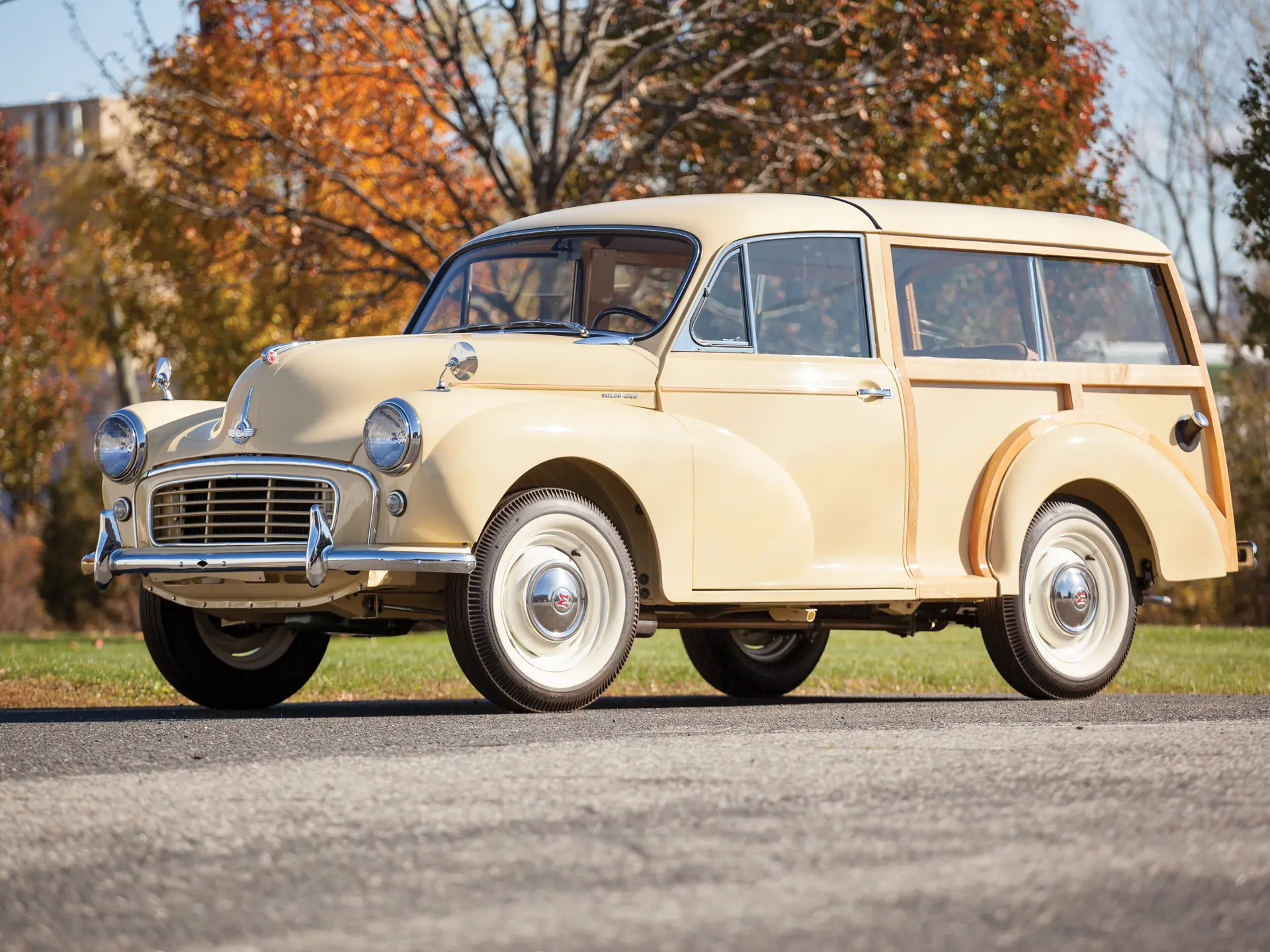 処分価格 SPOT-ON MORRIS MINOR 1000 北アイルランド製 処分価格 SPOT