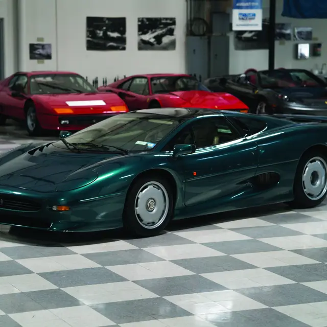 1994 Jaguar XJ220 | Santa Monica 2016 | RM Sotheby's