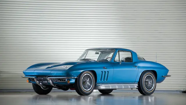 CHEVROLET CORVETTE STING RAY COUPE ✩中古品✩ CHEVROLET CORVETTE STING RAY COUPE ✩中古品✩Ω