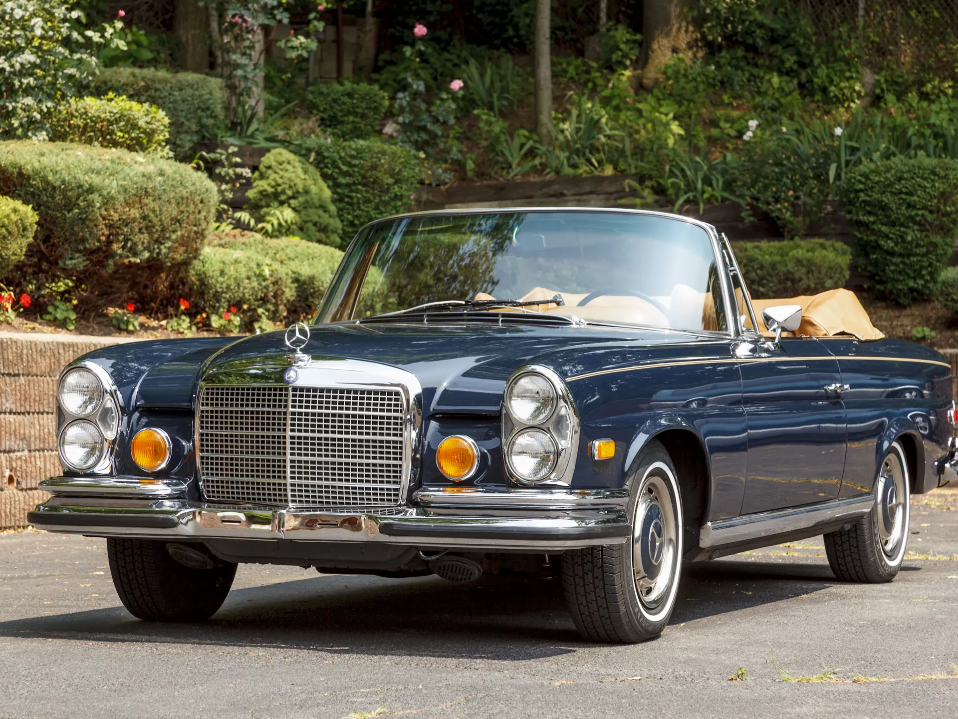 1970 Mercedes-Benz 280 SE Cabriolet | St. John's 2012 | RM