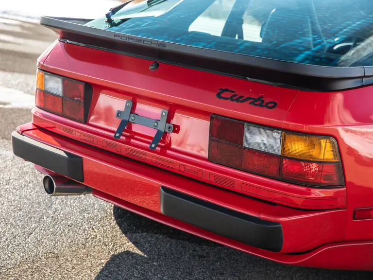 1986 Porsche 944 Turbo | Photo: Teddy Pieper @vconceptsllc