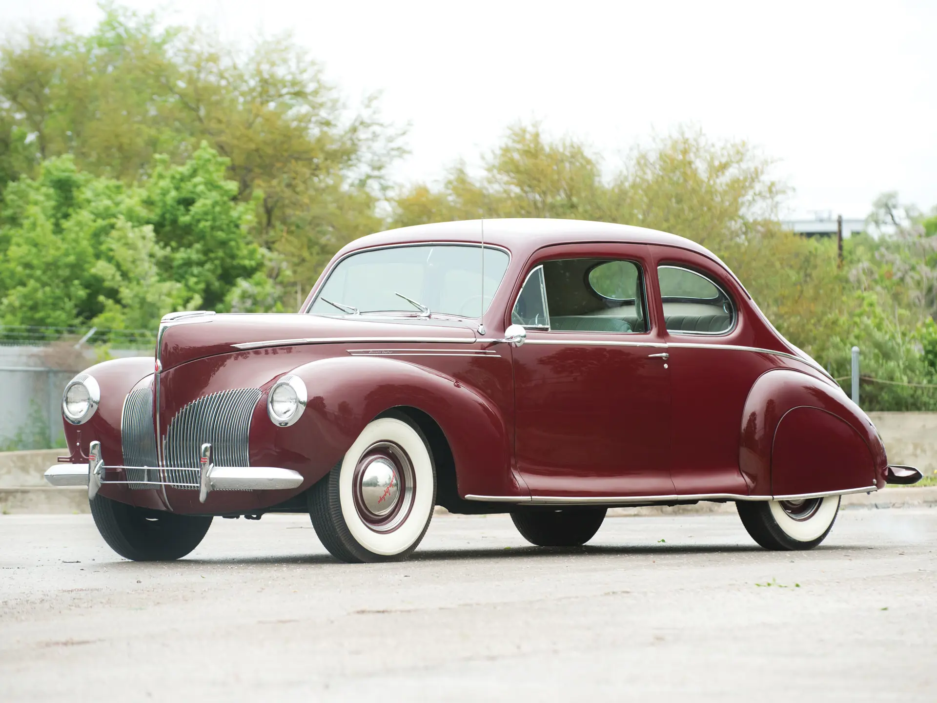 1940 Lincoln Zephyr Club | Auburn Fall 2013 | RM Sotheby's