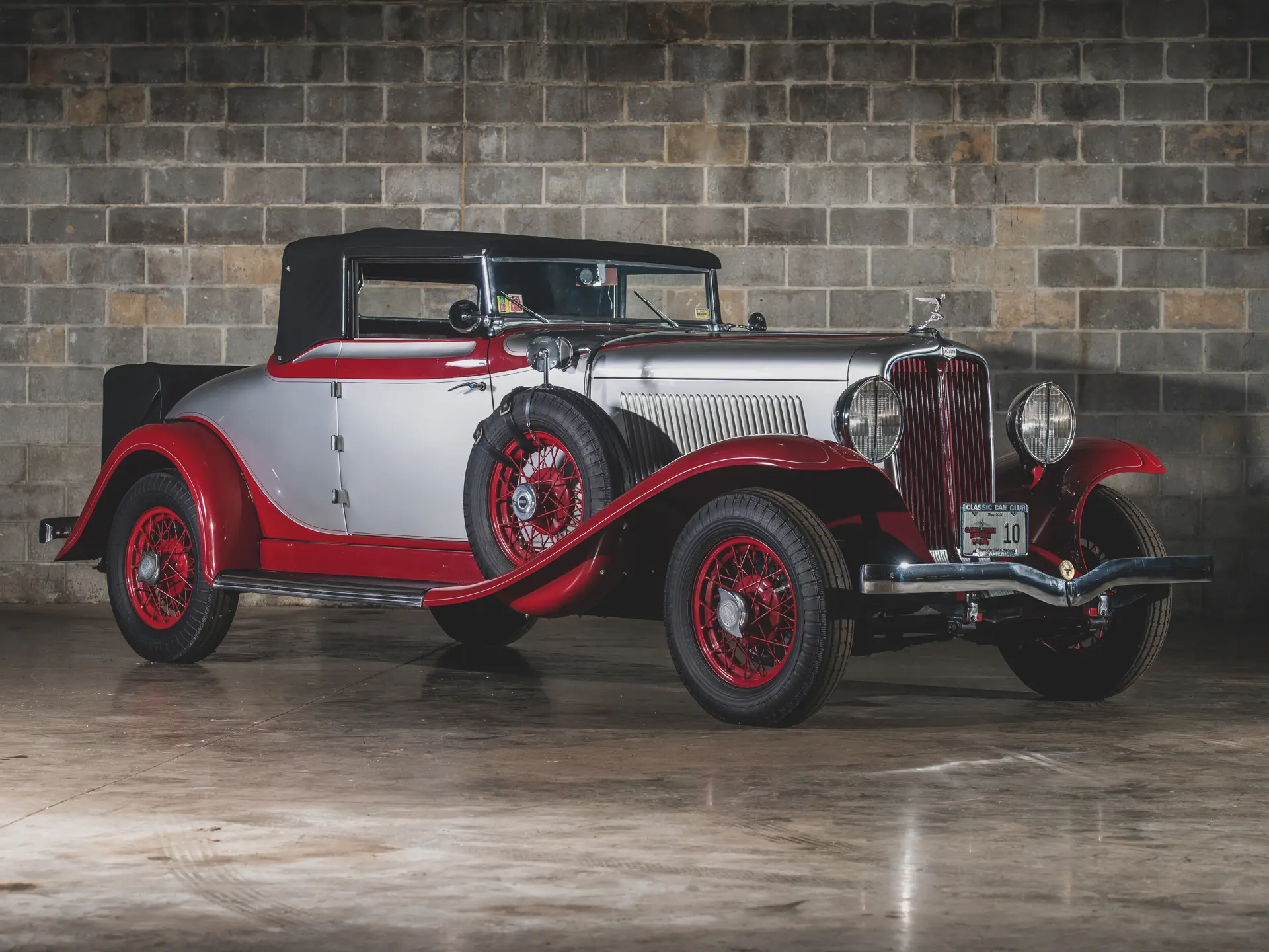 1932 Auburn 8-100A Custom Cabriolet | The Guyton Collection | RM Sotheby's