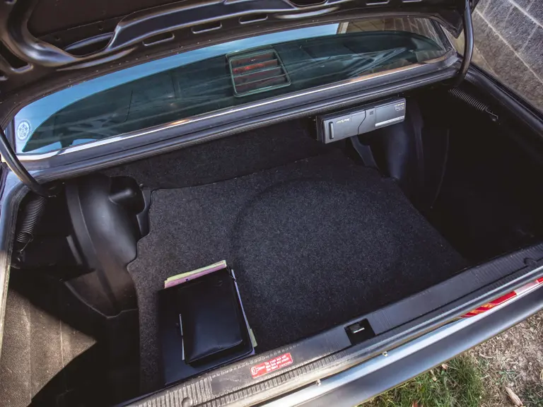 1993 Mercedes Benz 190 E Sportline | Photo: Teddy Pieper | @vconceptsllc