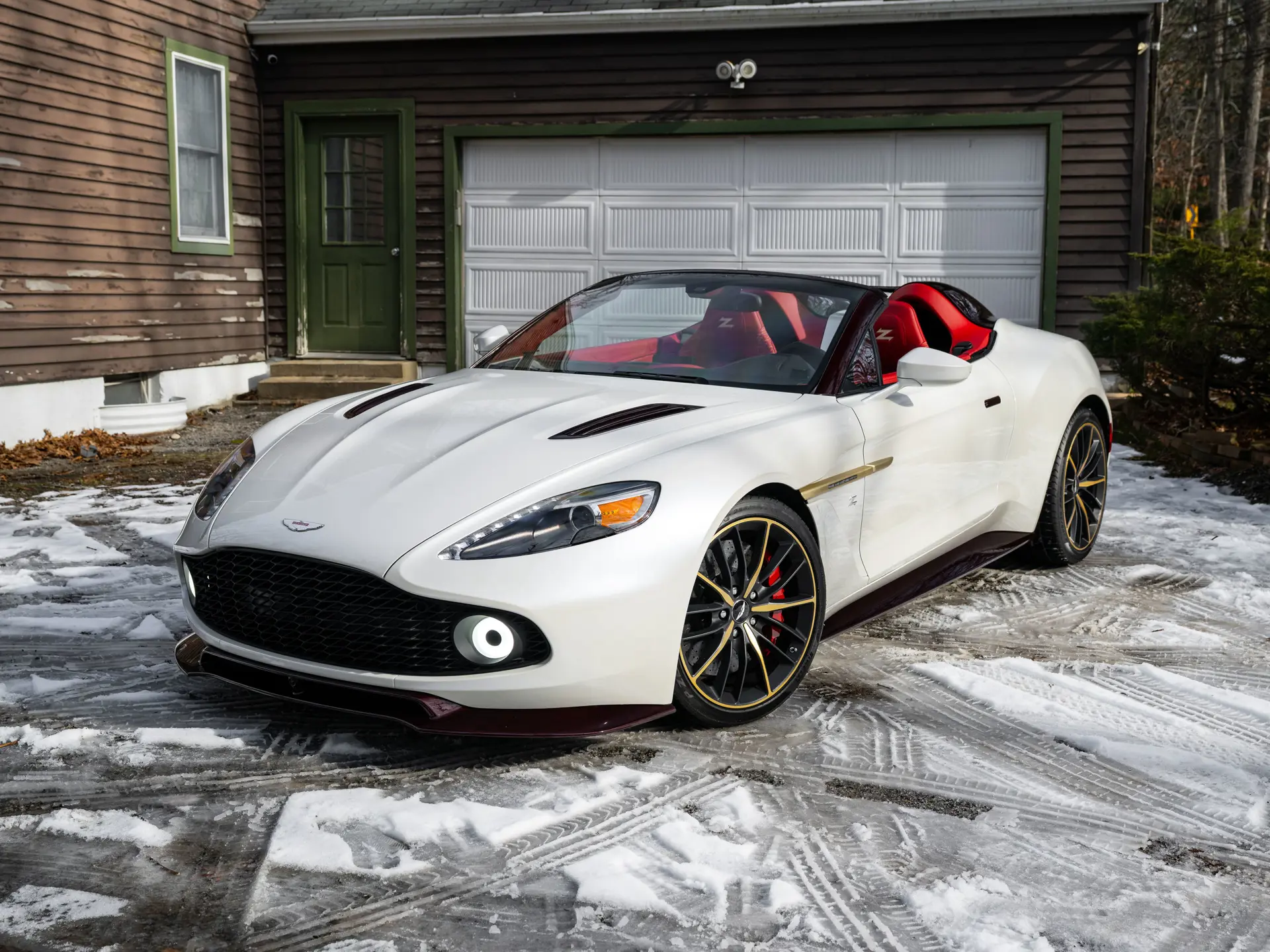 2018 Aston Martin Vanquish Zagato Speedster | Miami | RM Sotheby's