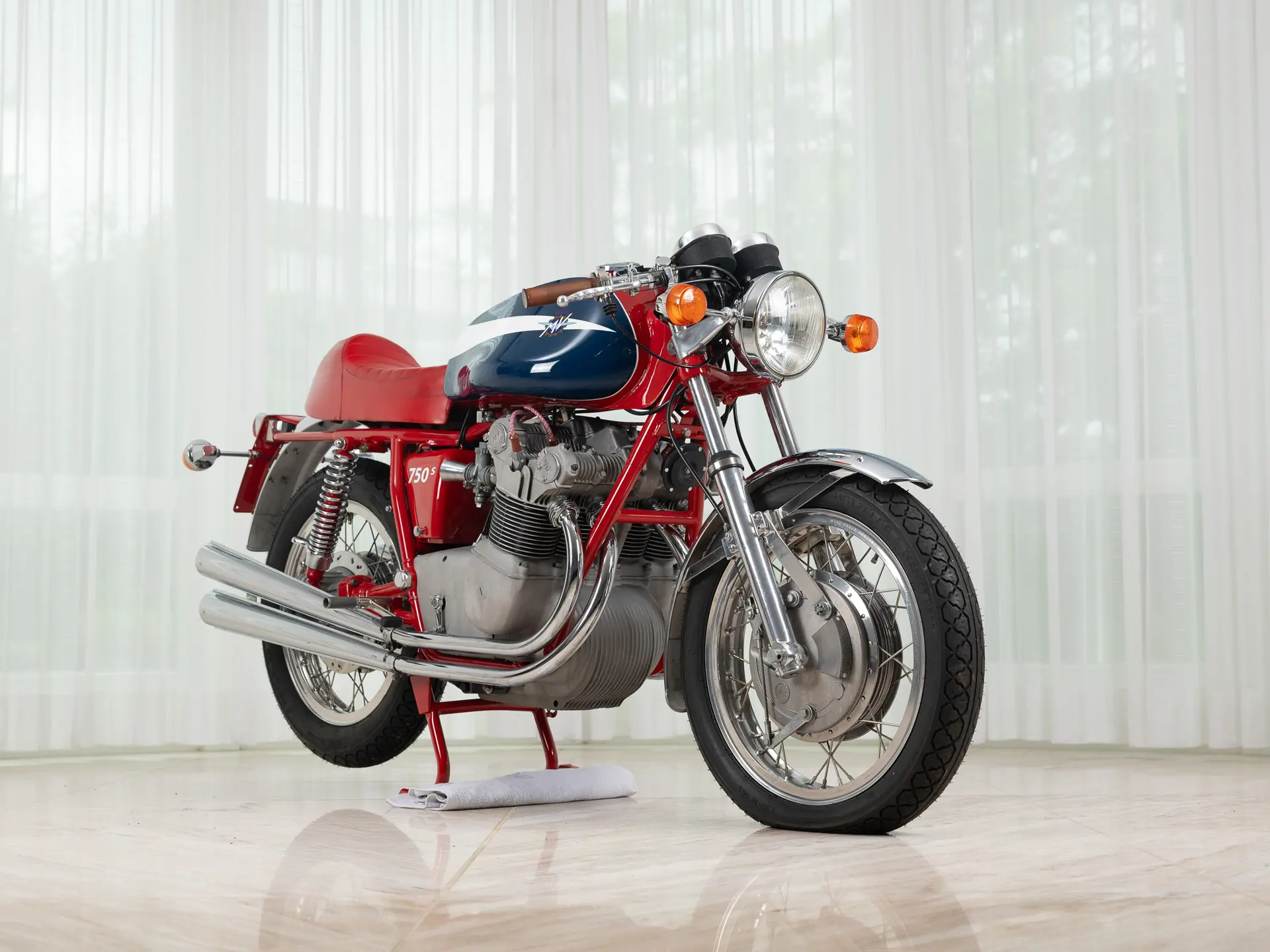 豊富な商品から The | 750S Agusta MV 1972 Tegernsee Sotheby's RM | Auction 乗用車