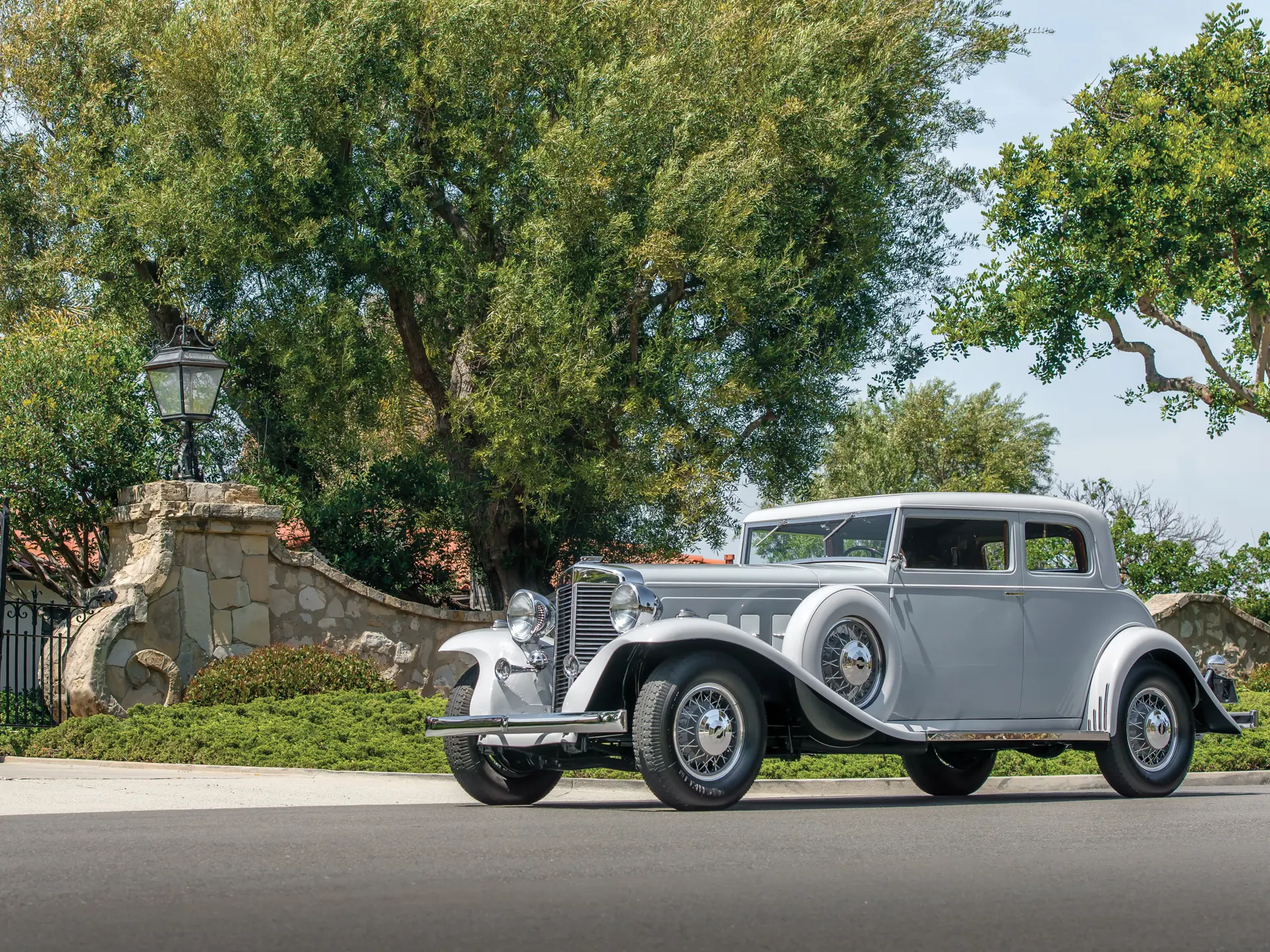 1933 Marmon Sixteen Victoria Coupe by LeBaron | Monterey 2015 | RM