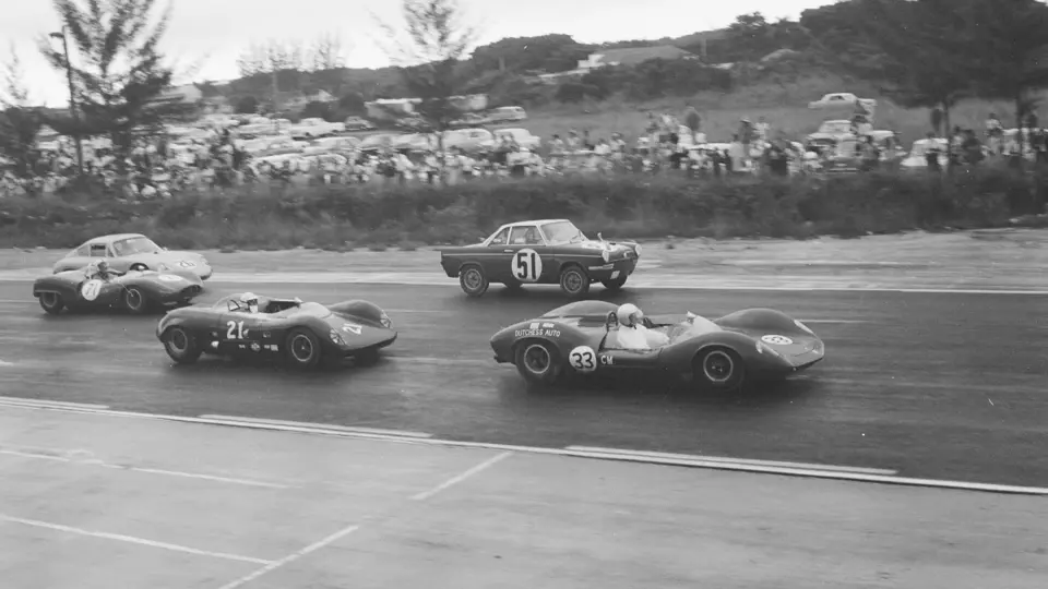 Newton Davis debuts the Dutchess Auto Lotus 30 in the Nassau Trophy in December 1964.