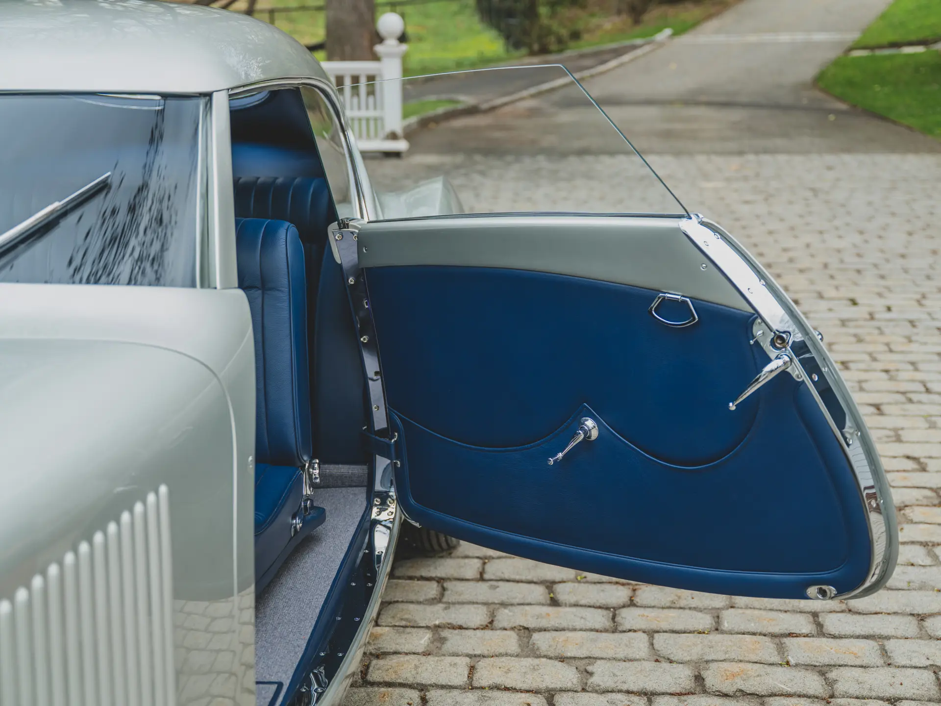 https://cdn.rmsothebys.com/f/7/c/3/f/0/f7c3f0dbaa3338431cf97bd24541302127825ff4.webp