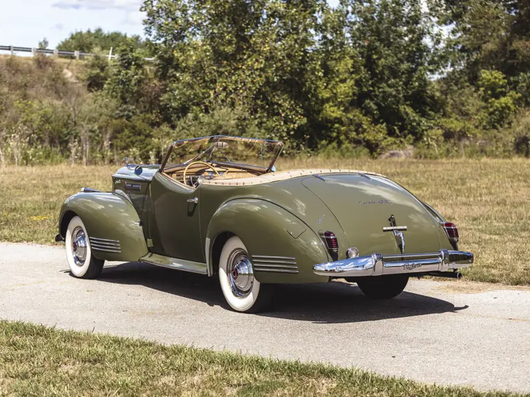 1941 Packard Darrin | RM Sotheby's | Photo: Teddy Pieper - @vconceptsllc